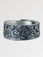 Cargar imagen en el visor de la galería, Anillo de Plata con Motivos de Nubes 'Sora'
