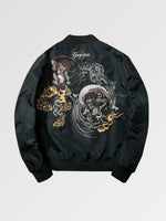 Cargar imagen en el visor de la galería, Bomber Bordado Yokai Japonés