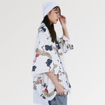 Cargar imagen en el visor de la galería, Chaqueta Kimono Blanca Estampado Grullas 'Oya Gacha'