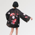 Cargar imagen en el visor de la galería, Chaqueta Kimono Estampado Carpa Koi Roja 'Etorofu'