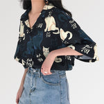 Cargar imagen en el visor de la galería, Blusa Estilo Japonés Estampado de Gatos 'Nichino'
