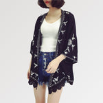 Cargar imagen en el visor de la galería, Chaqueta Kimono de Encaje 'Manabeshima'
