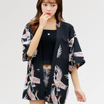 Cargar imagen en el visor de la galería, Chaqueta Kimono Vuelo de Grullas 'Itsukushima'
