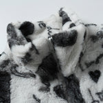 Cargar imagen en el visor de la galería, Chaqueta Polar Estampado Corazón 'Shinzo'
