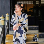 Cargar imagen en el visor de la galería, Kimono Estampado Japonés Mujer 'Tengu'
