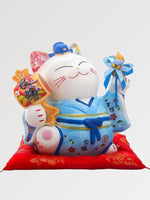 Cargar imagen en el visor de la galería, Maneki-Neko Hucha 'Kimono Azul'
