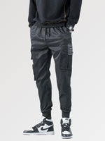 Cargar imagen en el visor de la galería, Pantalón Cargo Negro Hombre 'Nichinan'
