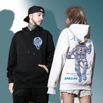 Cargar imagen en el visor de la galería, Sudadera con Capucha Cosmonauta Motivos Japoneses 'Hikoshi'
